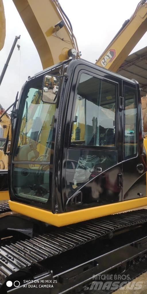 CAT 2021 CAT 313D2GC Wheeled excavators