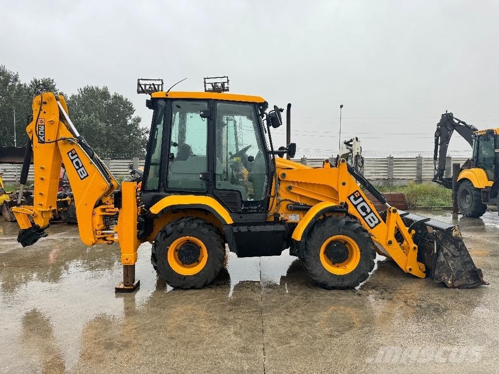 JCB 3 CX / compact TLB's