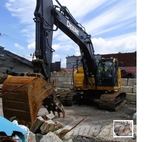 John Deere 245 GLC Crawler excavators