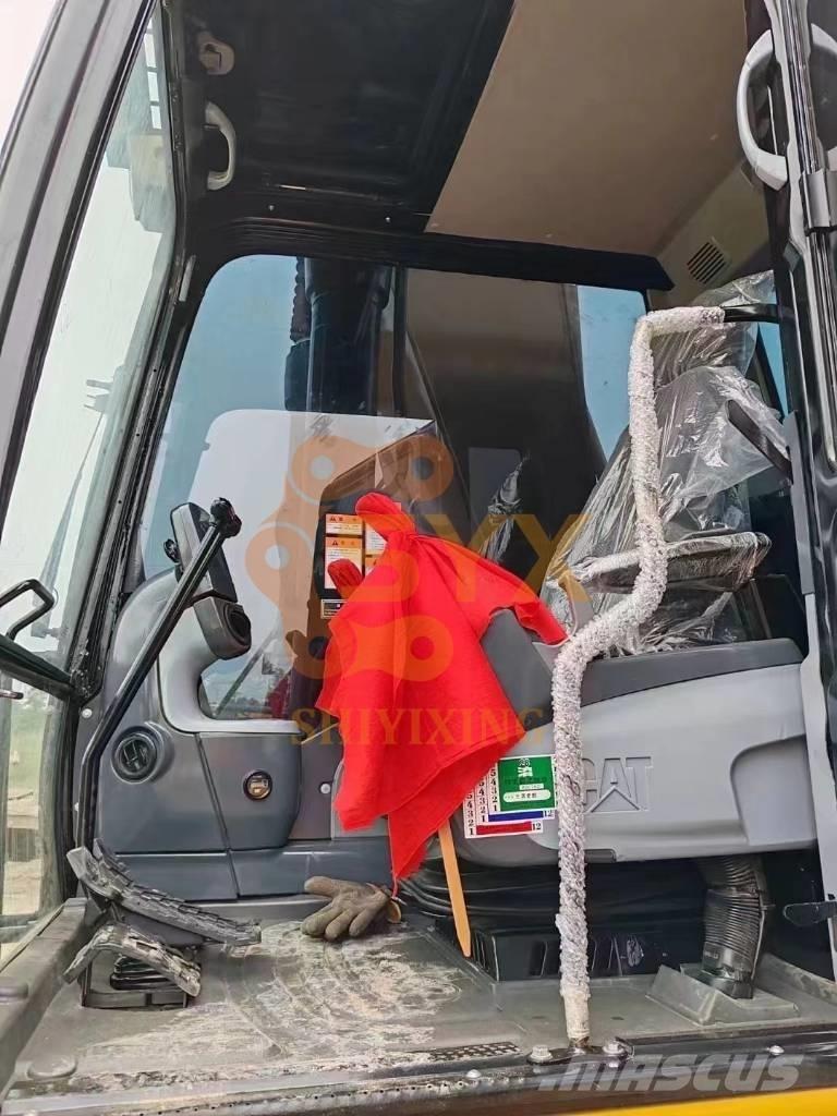 CAT 330 D2 Crawler excavators