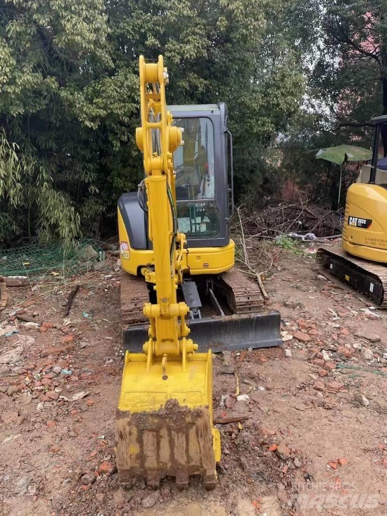 Komatsu PC 30 Mini excavators < 7t