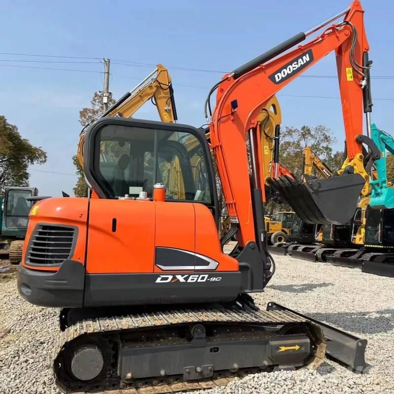 Doosan 60 Crawler excavators