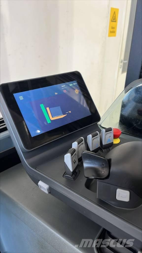 BT RR E 140 H Reach truck