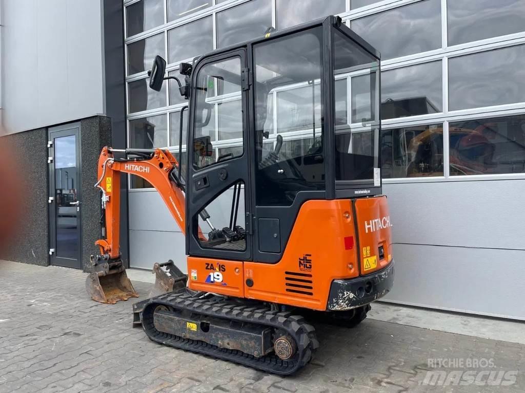 Hitachi ZX19-6 CR Mini excavators < 7t