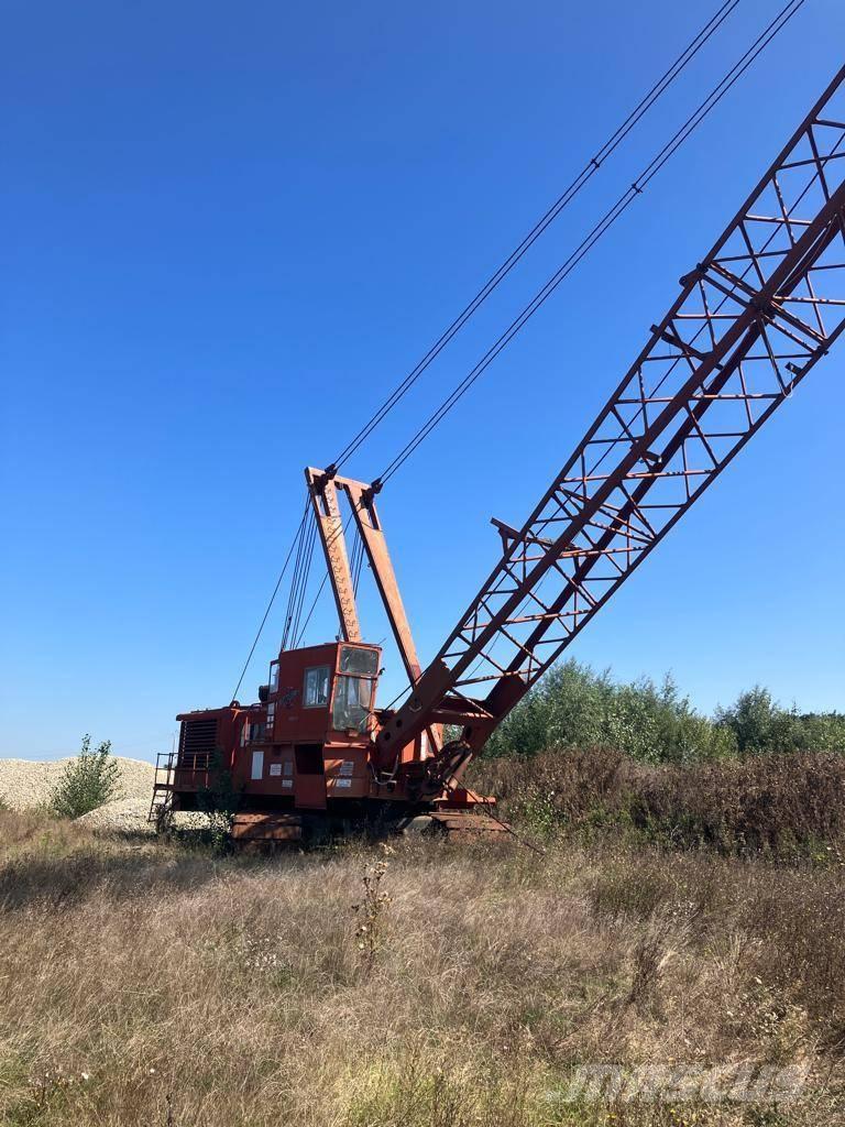 Manitowoc 4600 Dragline excavators