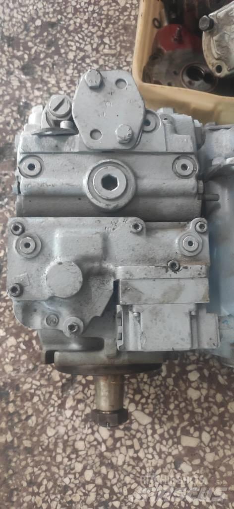 Sauer Danfoss 90R075 Hydraulics