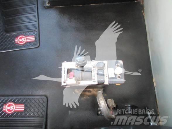 Kenworth T880 Truck Tractor Units