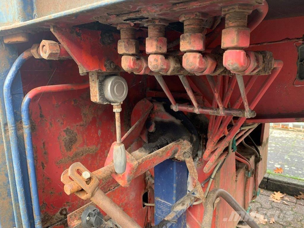 Goldhofer NVT Low loaders