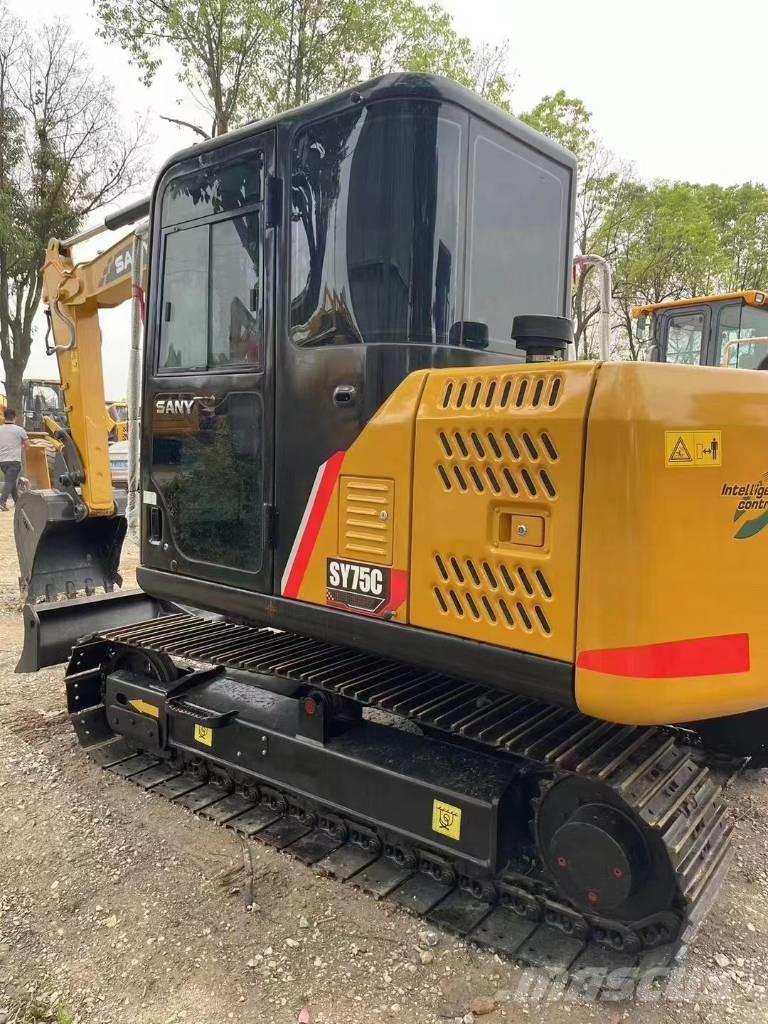 Sany SY75C Midi excavators  7t - 12t