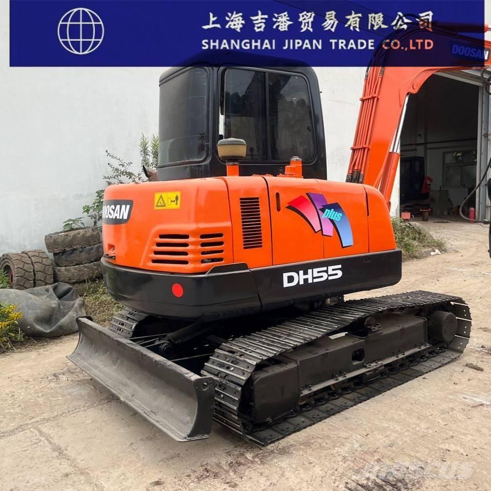Doosan DH 55 Mini excavators < 7t