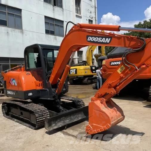 Doosan DH60-7 Mini excavators < 7t