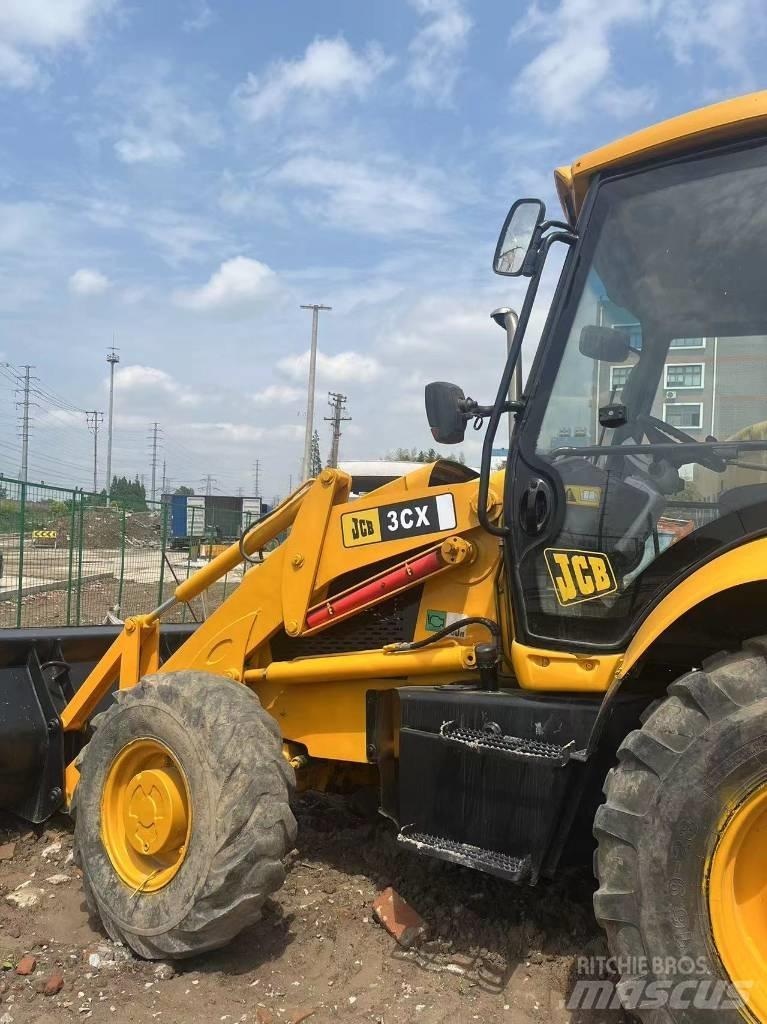 JCB 3 CX TLB's