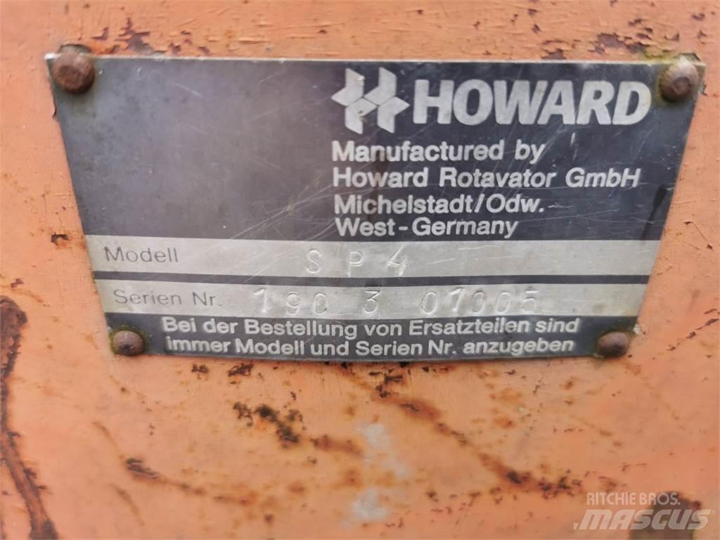 Howard SP 5 Ploughs
