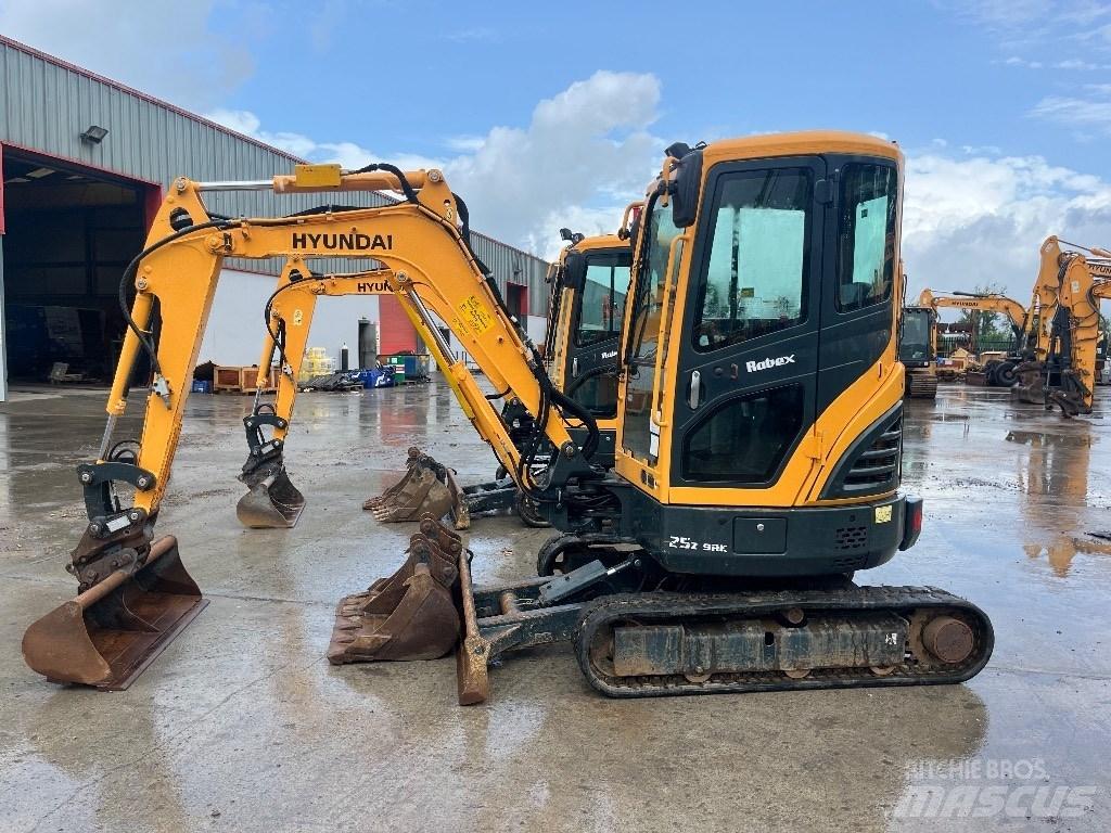 Hyundai R25Z-9 AK Mini excavators < 7t