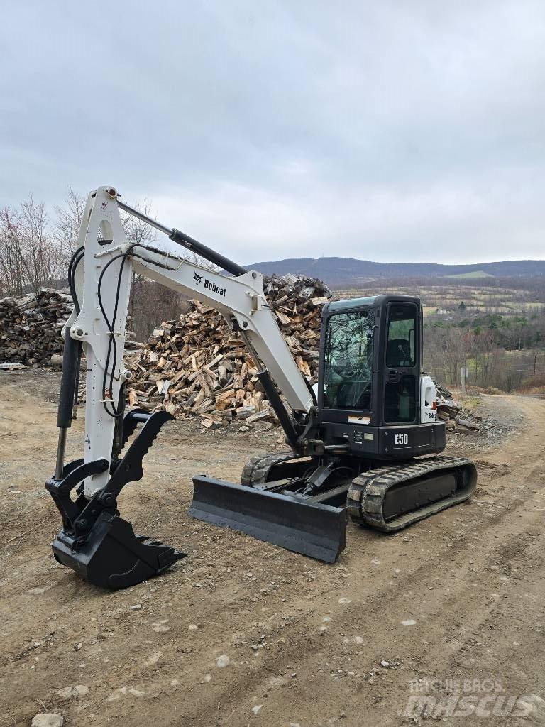 Bobcat E 50 Mini excavators < 7t