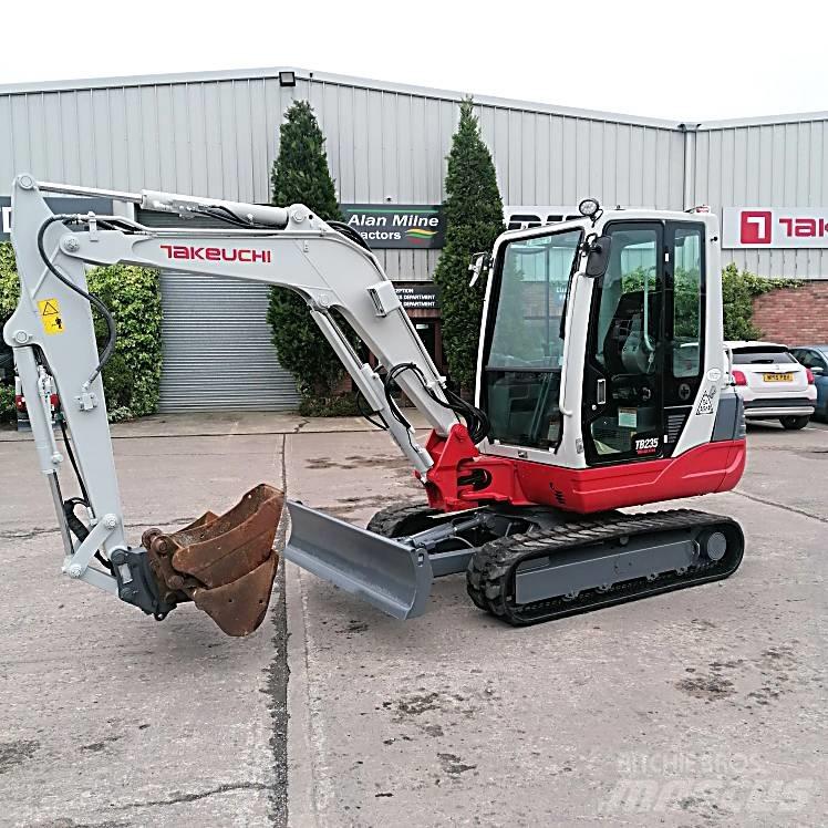 Takeuchi TB235 Mini excavators < 7t