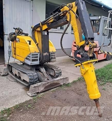 Brokk 160 Mini excavators < 7t