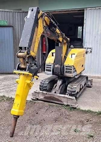 Brokk 160 Mini excavators < 7t