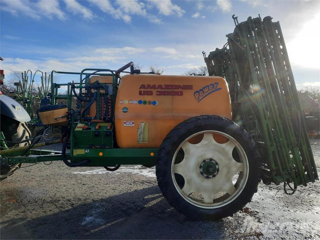 Amazone UG 3000 Trailed sprayers