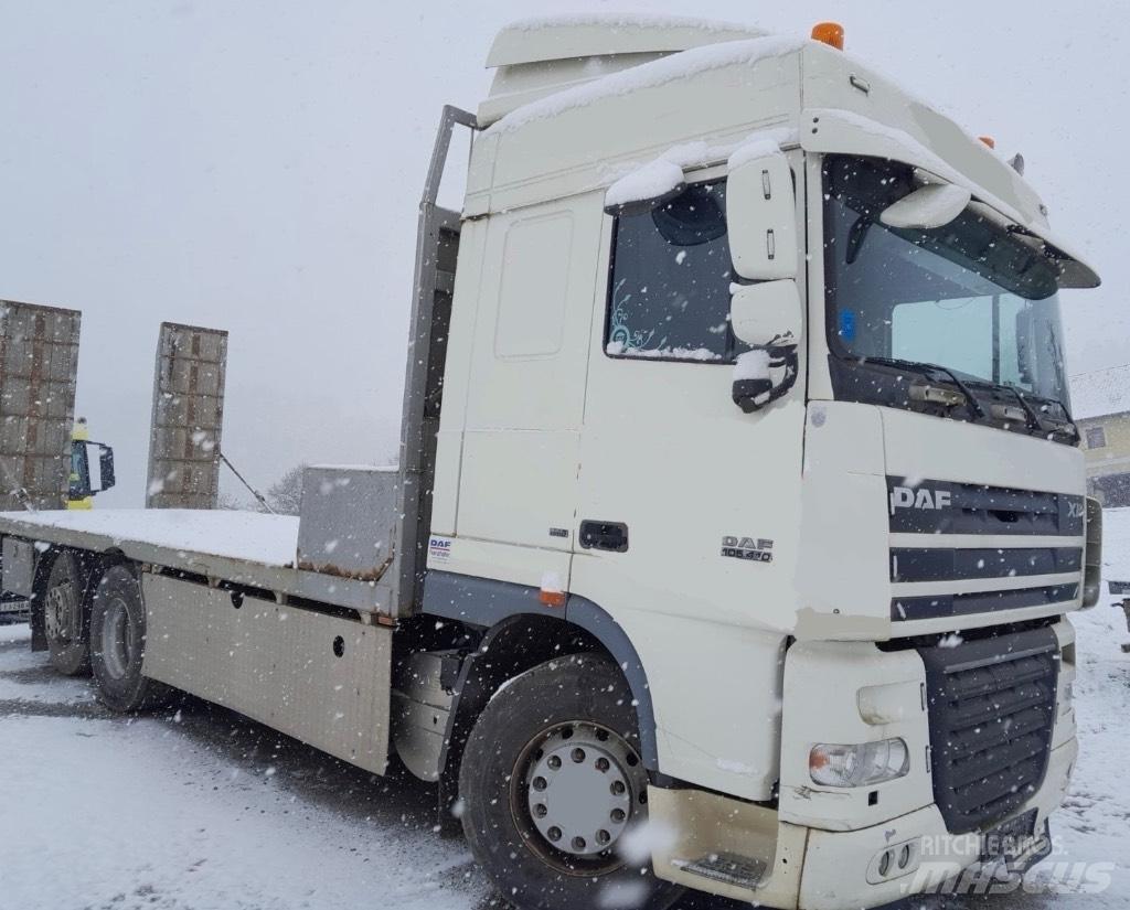 DAF XF 105 Tautliner/curtainside trucks