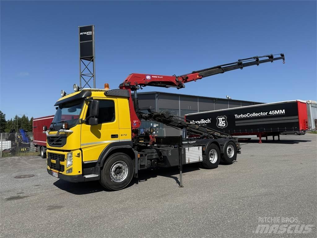 Volvo FM 370 6X2 Crane trucks