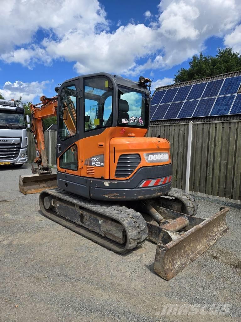 Doosan DX 62 R Mini excavators < 7t