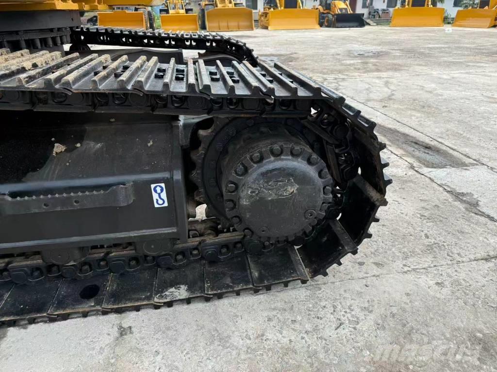 CAT 330 D Crawler excavators