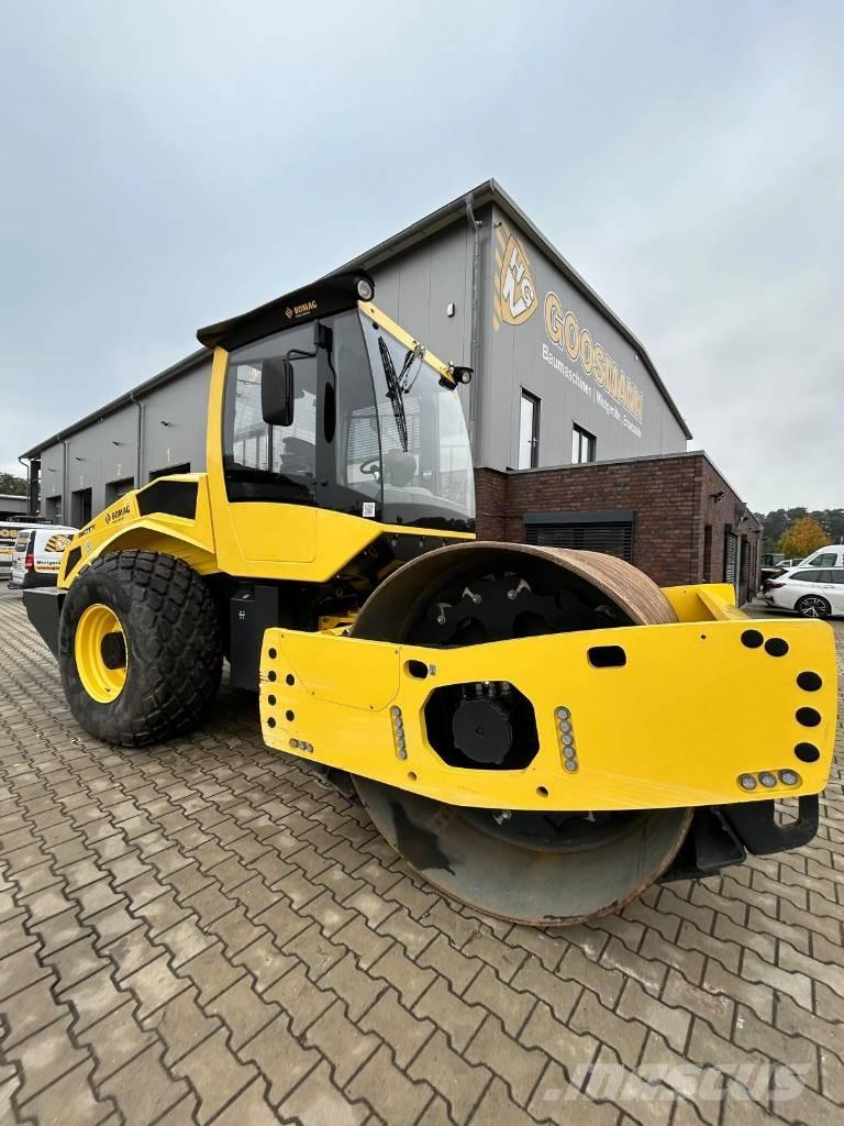 Bomag BW 211 D-5 Single drum rollers