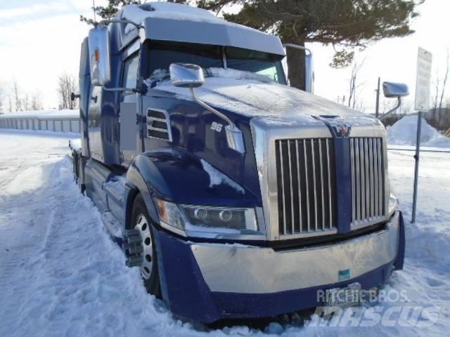 Wester STAR 5700 Truck Tractor Units