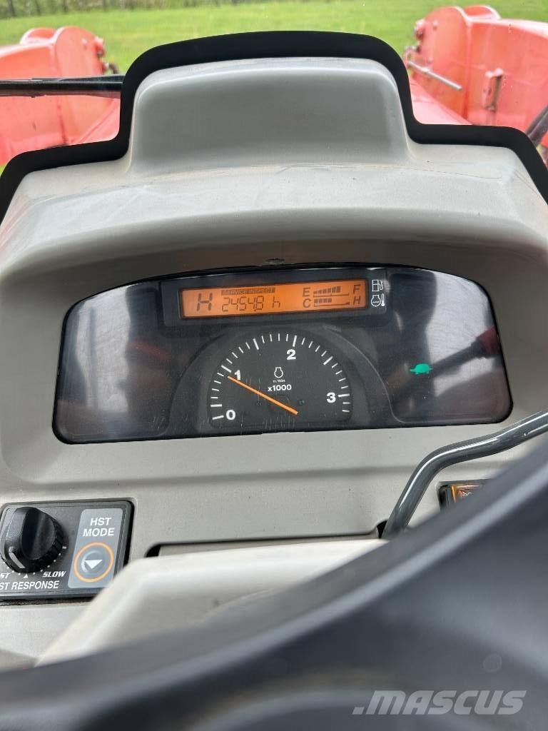 Kubota L 4240 Compact tractors