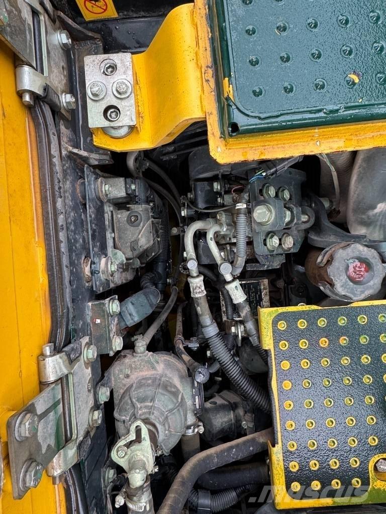 Komatsu PC 138 US-11 Crawler excavators