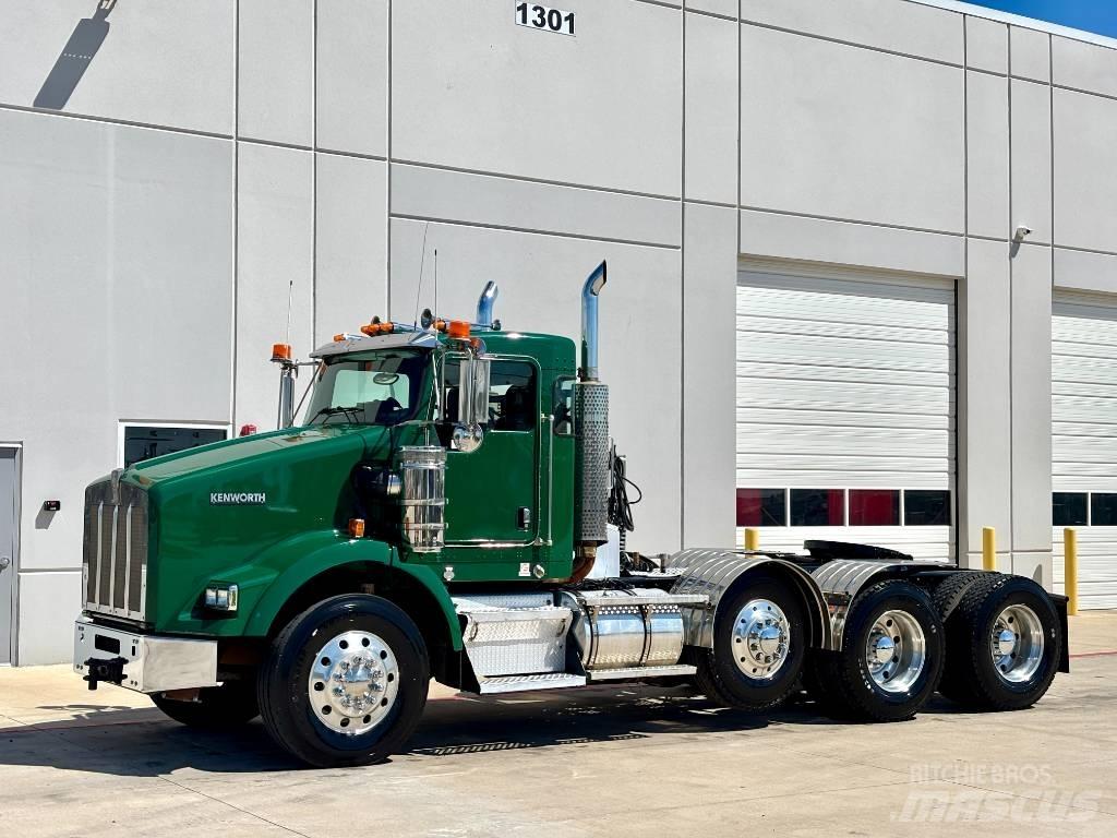 Kenworth T 800 Truck Tractor Units
