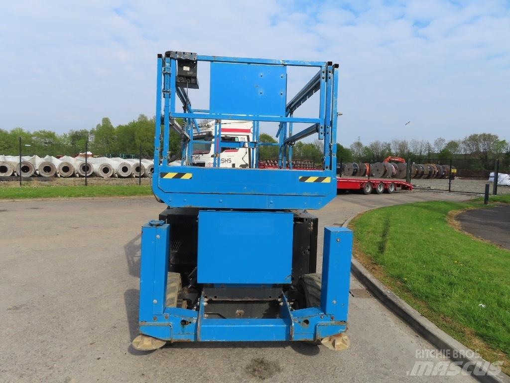 Genie GS 3369 RT Scissor lifts