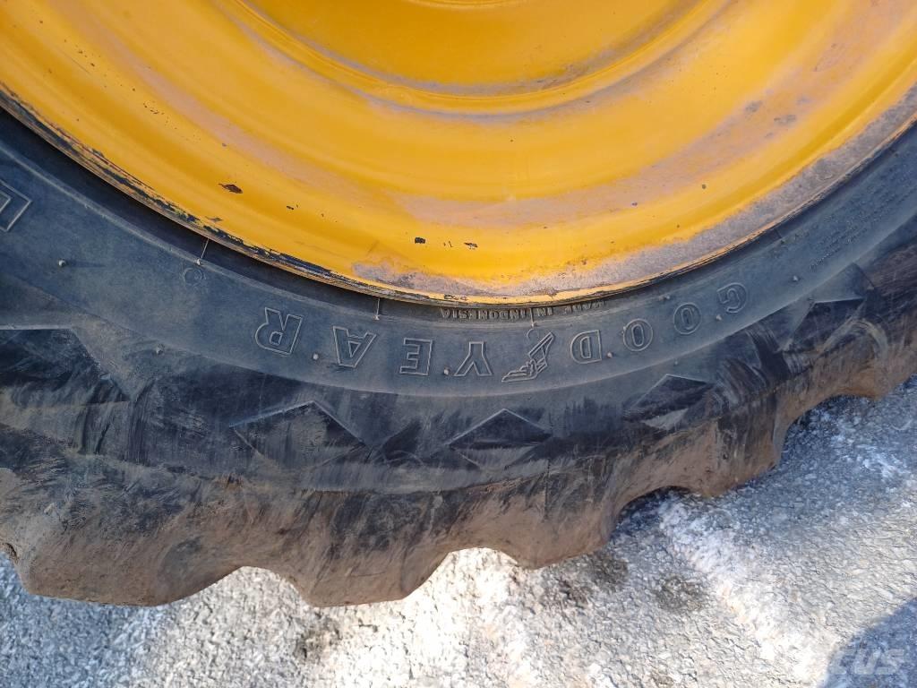 JCB 930-2 Rough terrain truck