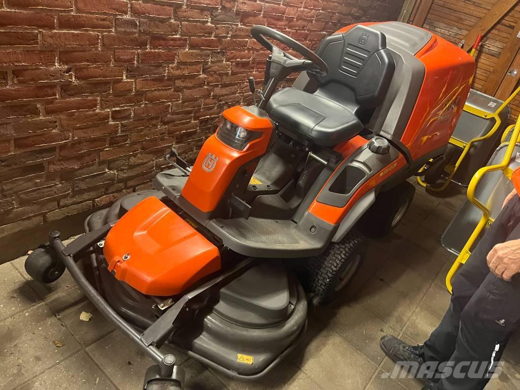 Husqvarna RC320Ts Riding mowers