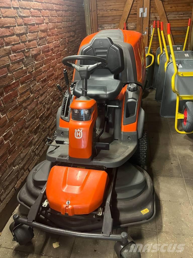 Husqvarna RC320Ts Riding mowers