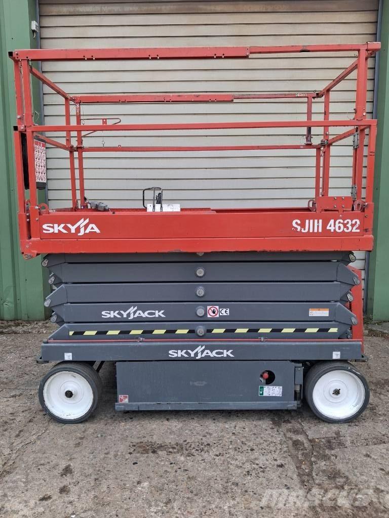 SkyJack SJ III 4632 Scissor lifts