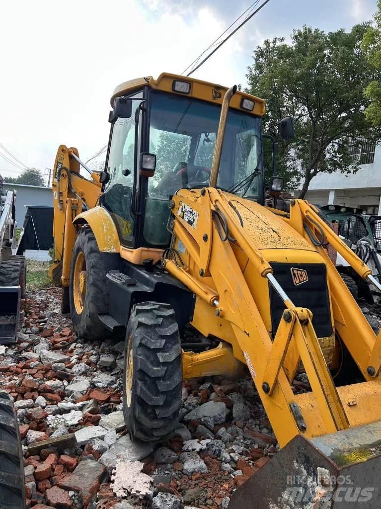 JCB 3 CX TLB's