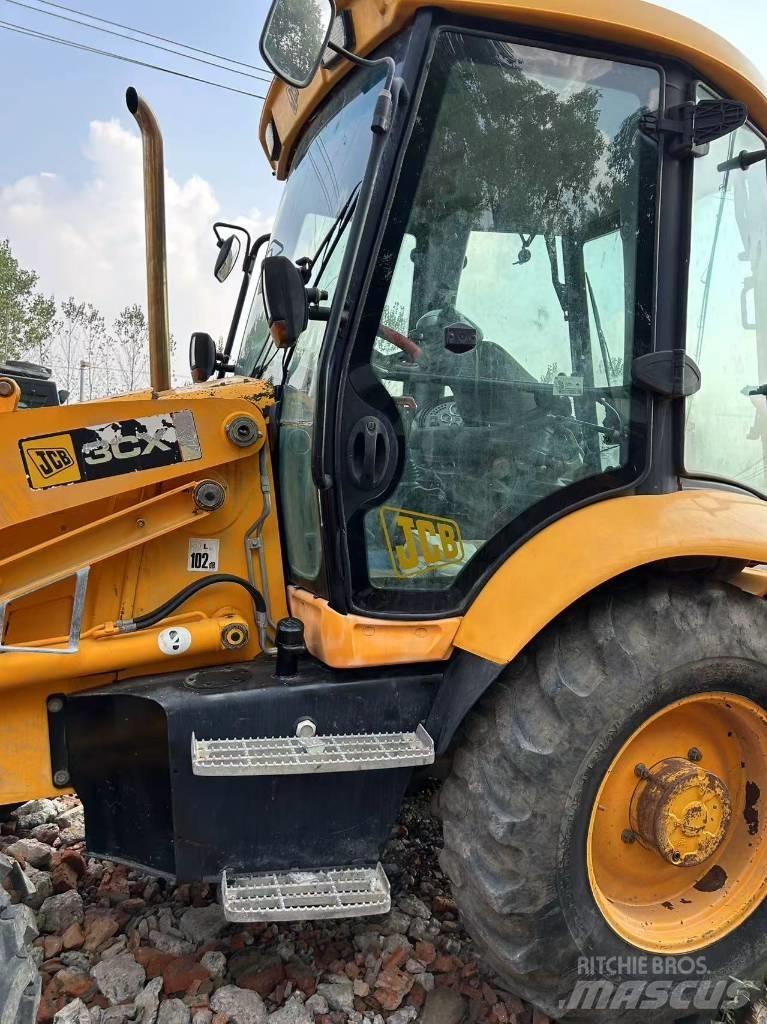 JCB 3 CX TLB's