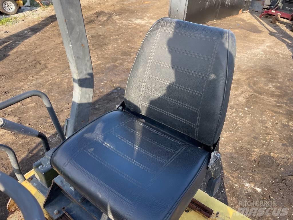 Dynapac CC 122 Twin drum rollers