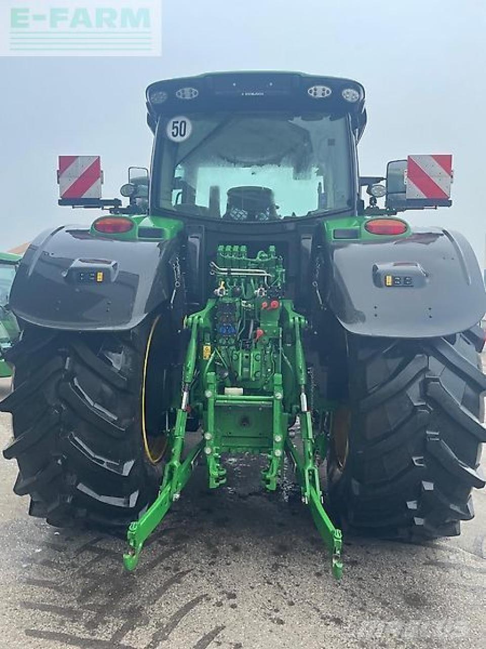 John Deere 6r 215 Tractors