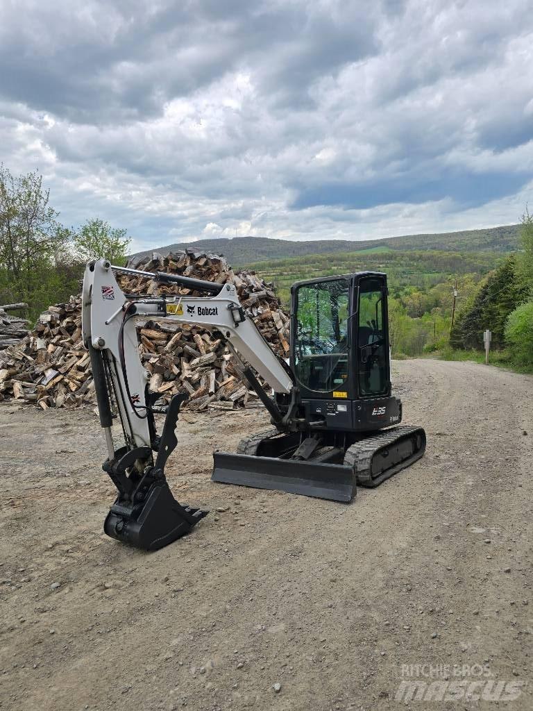 Bobcat E35 Mini excavators < 7t