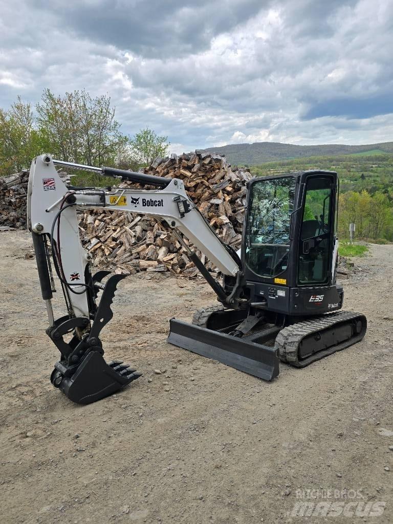 Bobcat E35 Mini excavators < 7t