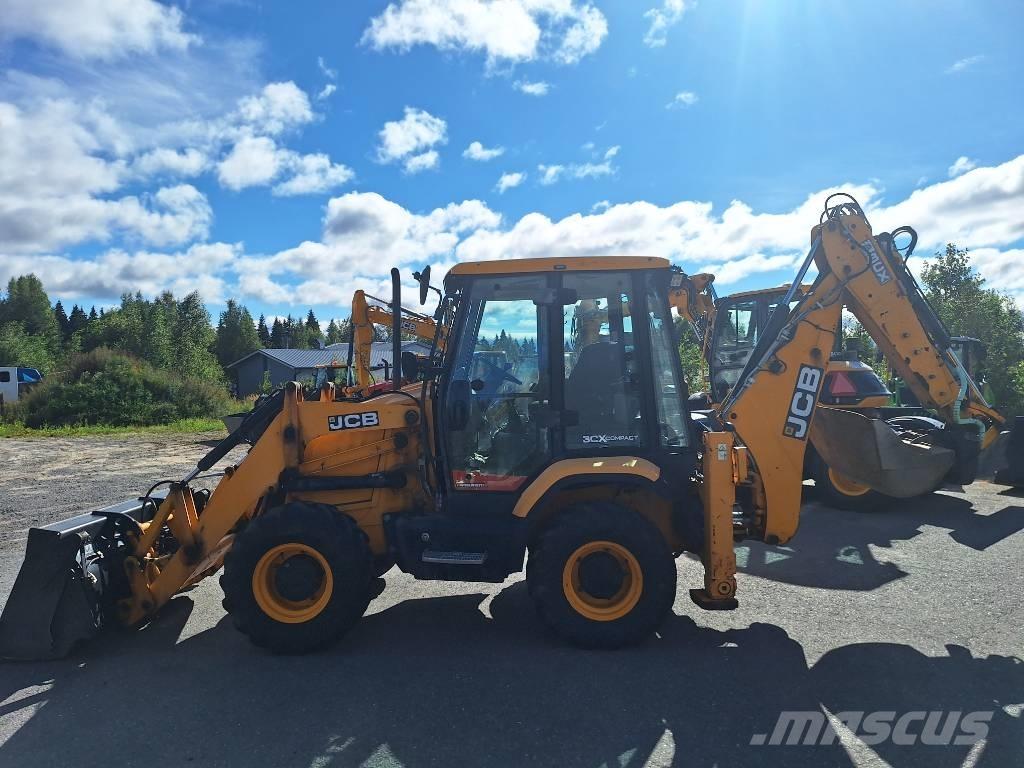 JCB 3 CXE Compact TLB's