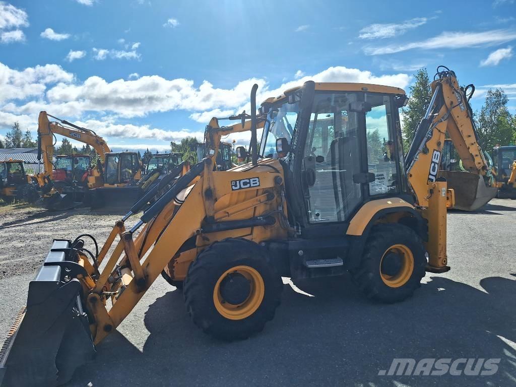 JCB 3 CXE Compact TLB's
