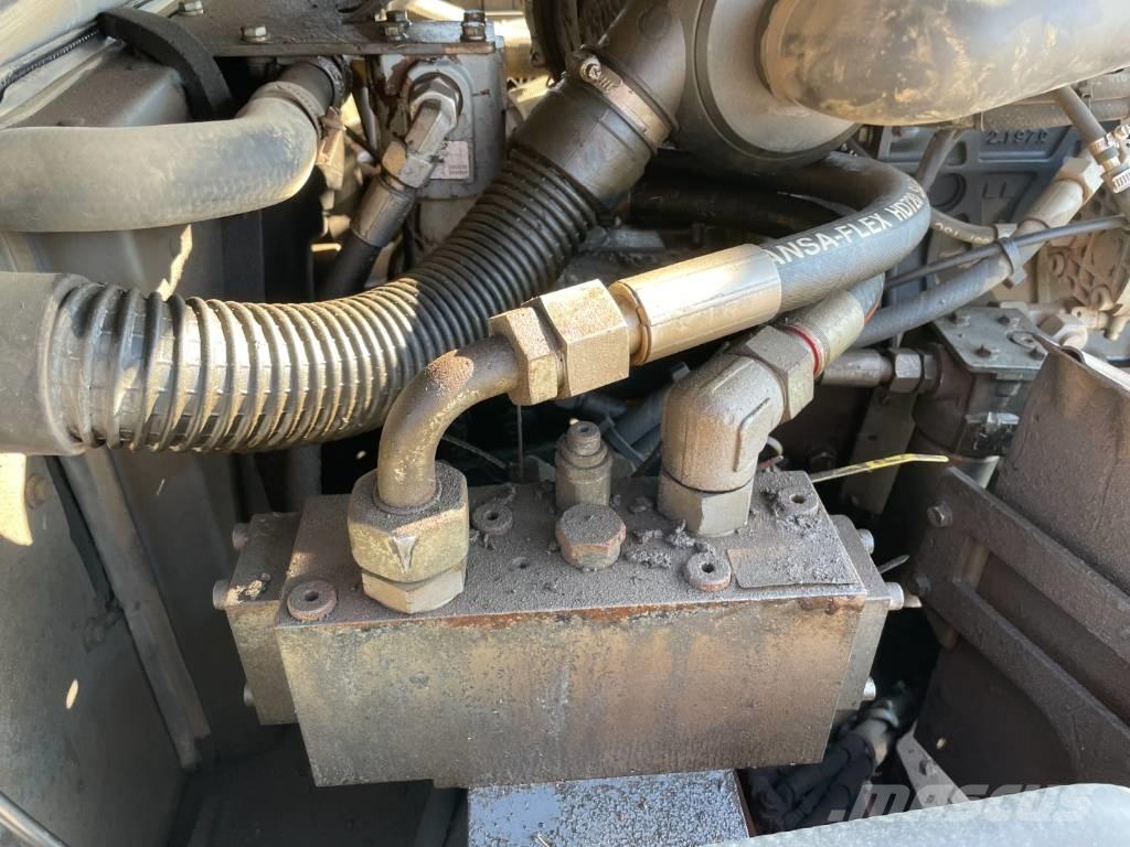 Hamm HD 13 VV Twin drum rollers