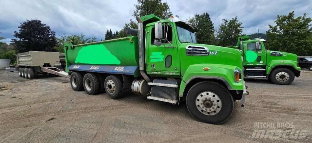 Western Star 4700 Tipper trucks