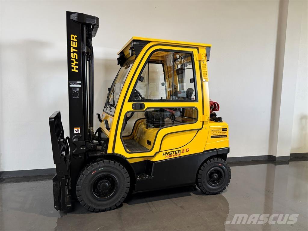 Hyster H2.5FT ADV LPG trucks