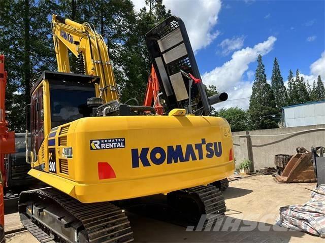 Komatsu PC 200-8 Crawler excavators