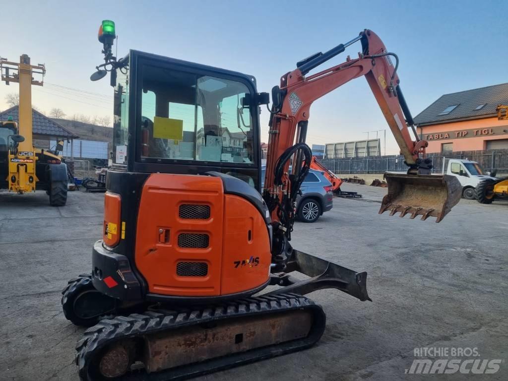 Hitachi Zaxis 33 Mini excavators < 7t